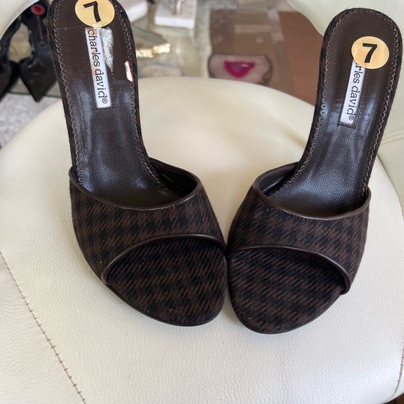 Size 7 Charles David heel brown & black checker mules - Picture 6 of 7
